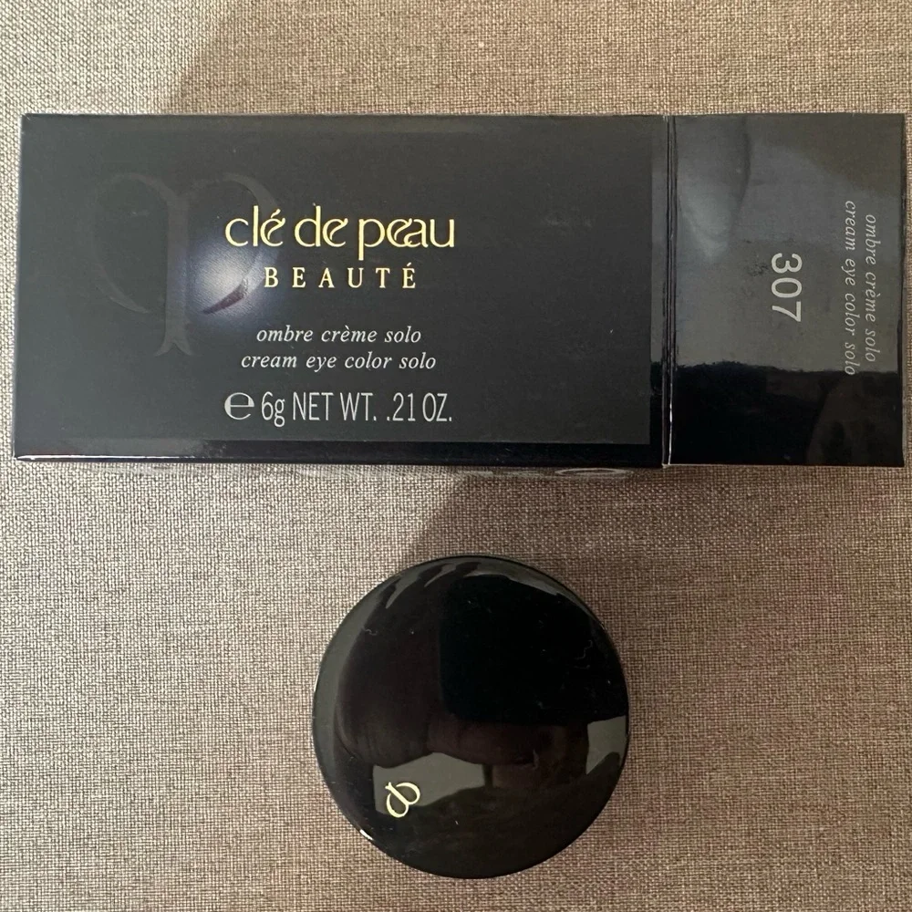 cle de peau achieve bold